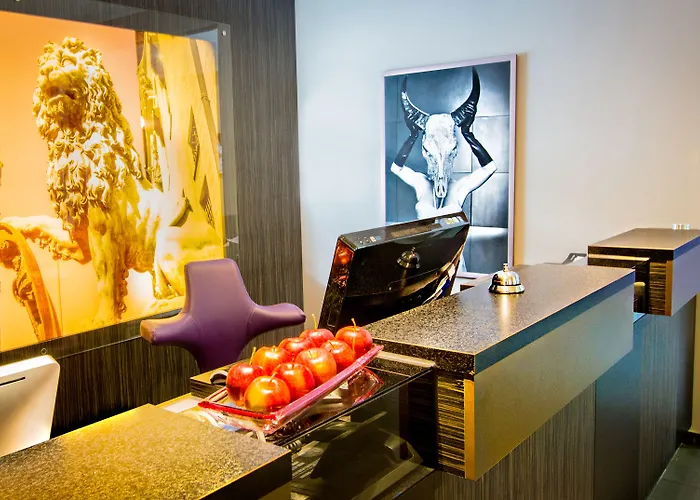 Munich Deluxe Hotel